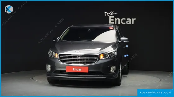 KIA CARNIVAL 11-SEATER DELUXE
