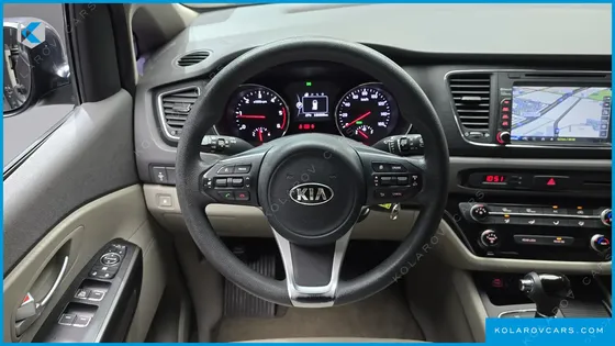 KIA CARNIVAL 11-SEATER DELUXE
