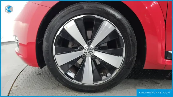 VOLKSWAGEN BEETLE 2.0 TDI PREMIUM