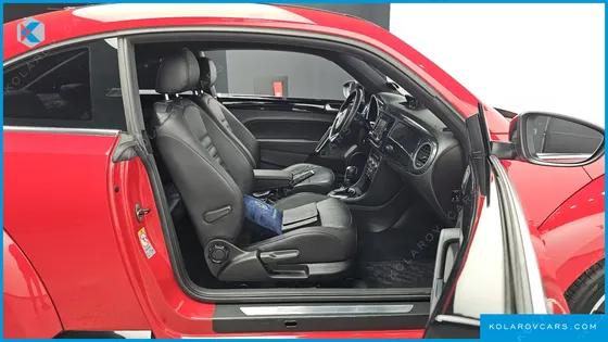 VOLKSWAGEN BEETLE 2.0 TDI PREMIUM