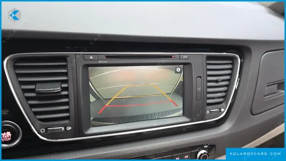 KIA CARNIVAL 9-SEATER NOBLESSE