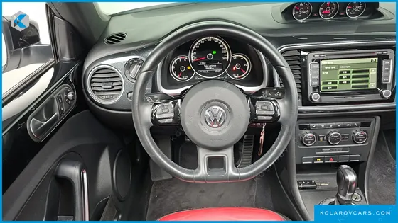 VOLKSWAGEN BEETLE 2.0 TDI PREMIUM