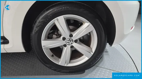 VOLKSWAGEN BEETLE 2.0 TDI