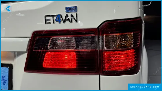 XINYUAN E-T VAN MINI 4-SEATER