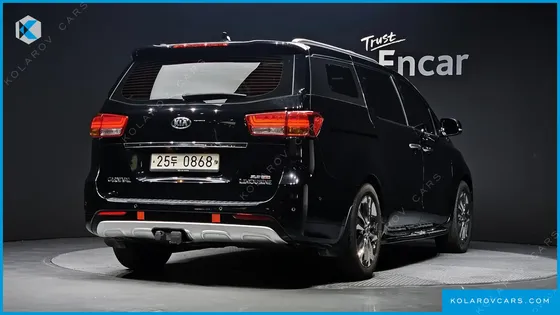 KIA CARNIVAL GASOLINE 7-SEATER LIMOUSINE