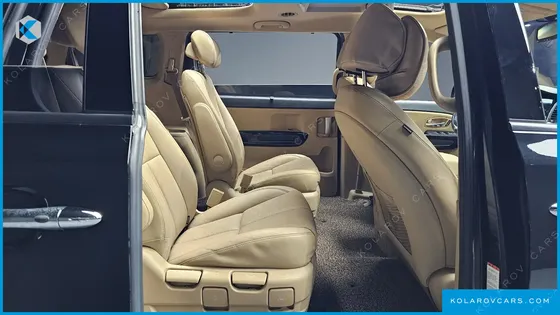 KIA CARNIVAL GASOLINE 7-SEATER LIMOUSINE