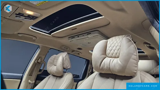 KIA CARNIVAL GASOLINE 7-SEATER LIMOUSINE