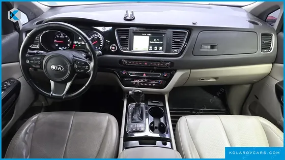 KIA CARNIVAL 9-SEATER NOBLESSE