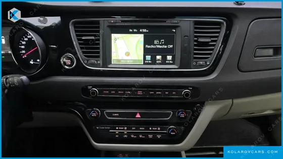 KIA CARNIVAL 9-SEATER NOBLESSE