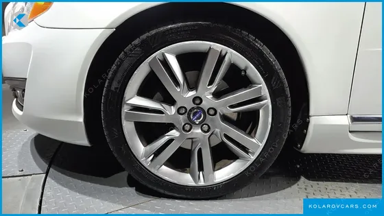 VOLVO S80 T5