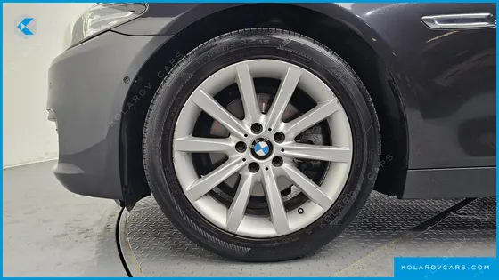 BMW 5 SERIES 528I