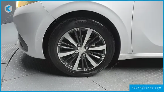 PEUGEOT 208 1.6 BLUEHDI ALLURE 5 DOOR