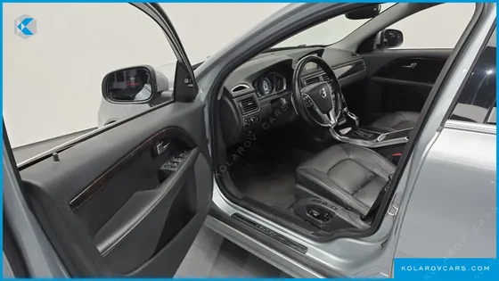VOLVO S80 T5