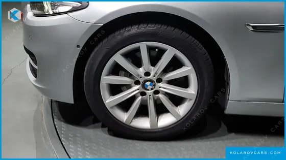 BMW 5 SERIES 528I XDRIVE