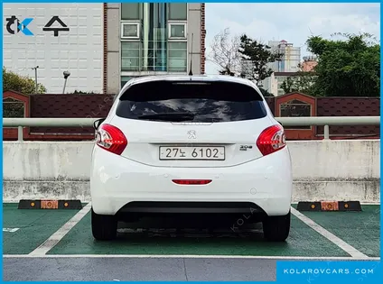 PEUGEOT 208 1.4 E-HDI ALLURE 5DOOR