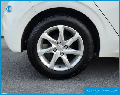 PEUGEOT 208 1.4 E-HDI ALLURE 5DOOR