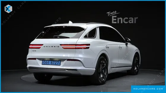 GENESIS GV70 E-AWD