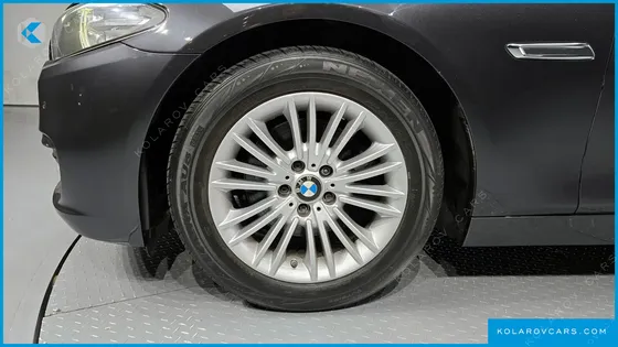 BMW 5 SERIES 520D