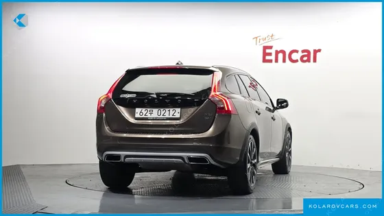 VOLVO V60 T5 AWD