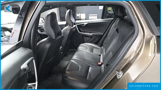 VOLVO V60 T5 AWD