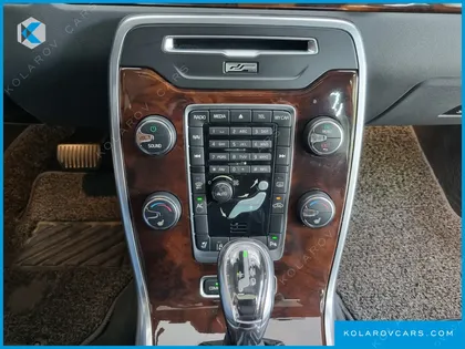 VOLVO S80 T6 AWD