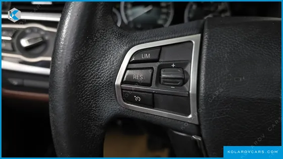 BMW 5 SERIES 528I XDRIVE