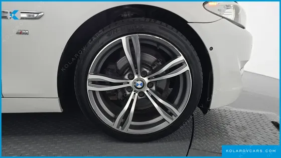 BMW 5 SERIES 528I XDRIVE