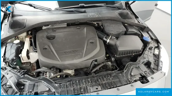 VOLVO V60 D4