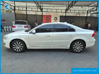 VOLVO S80 D4
