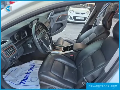 VOLVO S80 D4