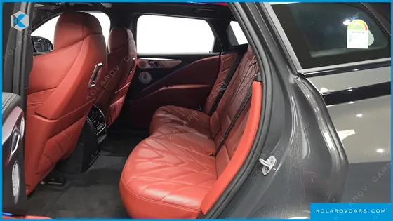BMW XM 4.4