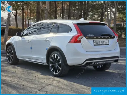 VOLVO V60 T5 AWD