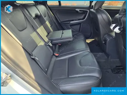 VOLVO V60 T5 AWD
