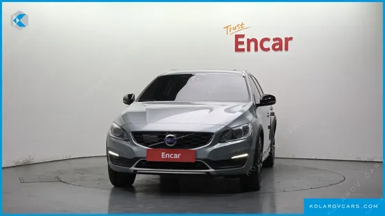 VOLVO V60 T5 AWD