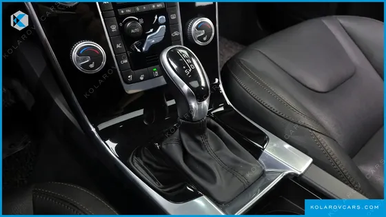 VOLVO V60 T5 AWD