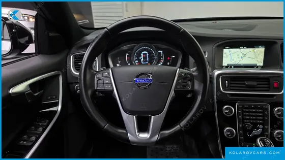 VOLVO V60 T5 AWD