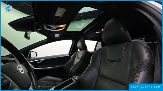 VOLVO V60 T5 AWD