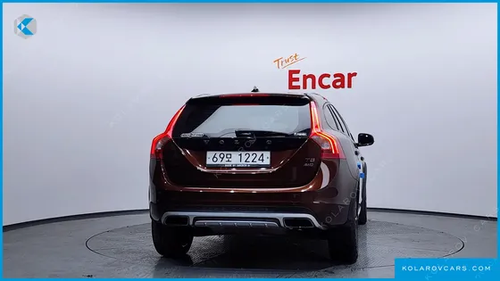 VOLVO V60 T5 AWD