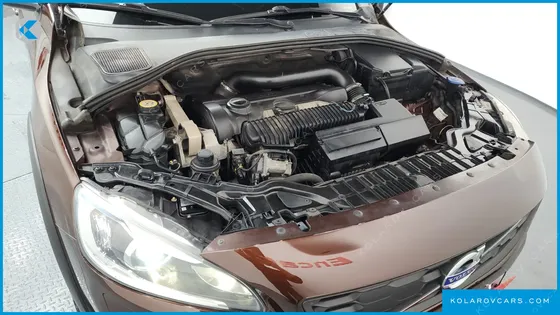 VOLVO V60 T5 AWD
