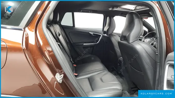 VOLVO V60 T5 AWD