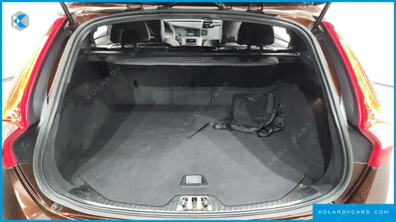 VOLVO V60 T5 AWD