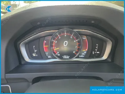 VOLVO V60 T5 AWD