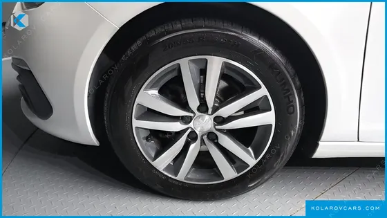 PEUGEOT 308 1.5 BLUEHDI ALLURE