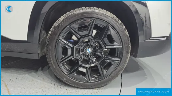 BMW XM 4.4