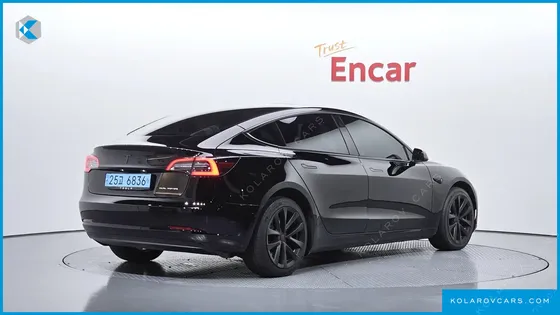 TESLA MODEL 3 LONG RANGE AWD