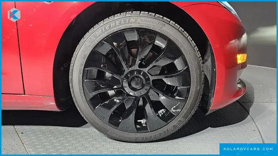 TESLA MODEL 3 LONG RANGE AWD