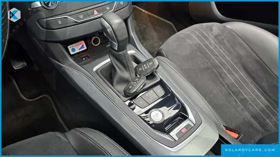 PEUGEOT 308 2.0 BLUEHDI FELINE