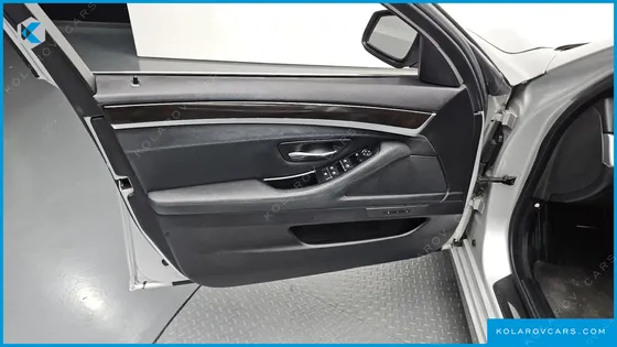BMW 5 SERIES 520D