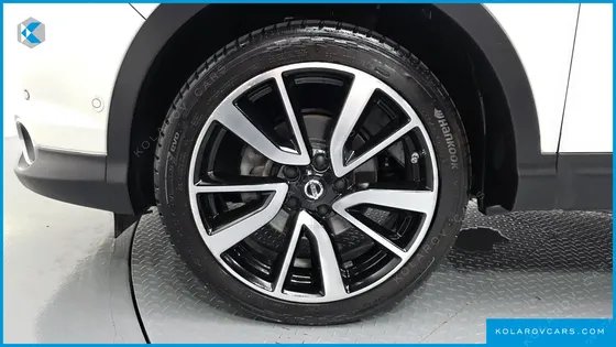 NISSAN QASHQAI 1.6 PLATINUM