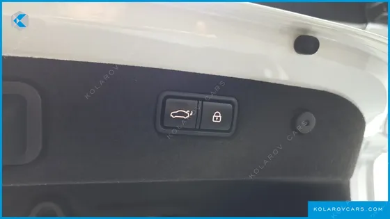 GENESIS G70 2.0T AWD